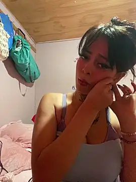kiittyselenita online show from 10, 5, 2026