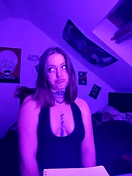 Amatrice X online show from 7, 5, 2026