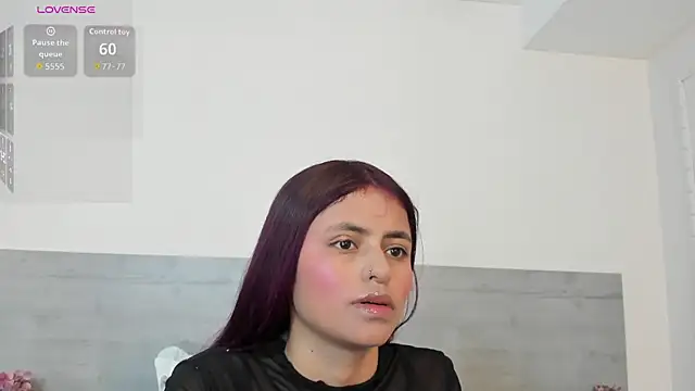 Snapshot of sunnyWhitee chatting on 28, 4, 2026 sunnyWhitee online show from 28, 4, 2026
