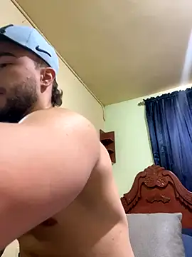 Snapshot of MaxDell chatting on 21, 9, 2025 MaxDell online show from 21, 9, 2025