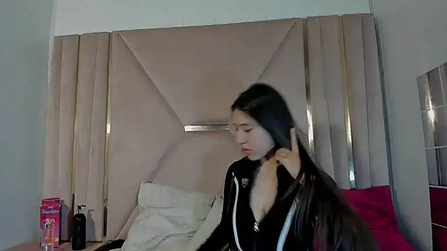 venusmorgan online show from 24, 9, 2025