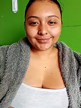 Snapshot of ALANA_150 chatting on 24, 9, 2025 ALANA 150 online show from 24, 9, 2025