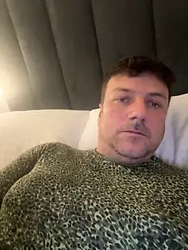 Snapshot of Eddiejeff chatting on 9, 3, 2026 Eddiejeff online show from 9, 3, 2026