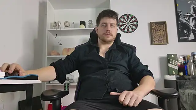 aaron nvk online show from 24, 2, 2026