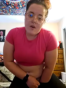 Snapshot of nuttiebuddy1 chatting on 1, 10, 2025 nuttiebuddy1 online show from 1, 10, 2025