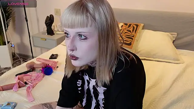 MilkMeSoftly online show from 25, 6, 2026