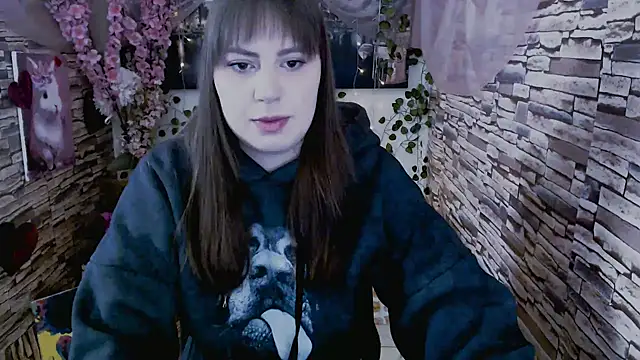 Amanda Bright  online show from 26, 9, 2025