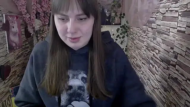 Amanda Bright  online show from 11, 10, 2025