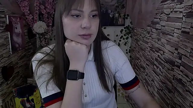 Amanda Bright  online show from 23, 10, 2025