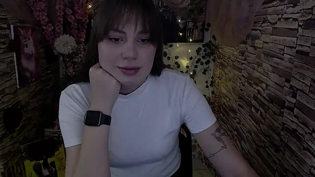 Amanda Bright  online show from 27, 10, 2025