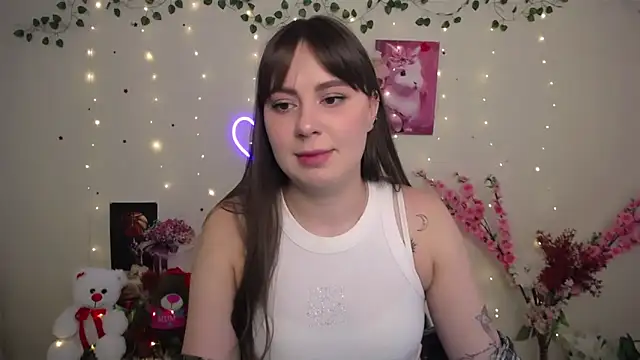 Amanda Bright  online show from 9, 5, 2026