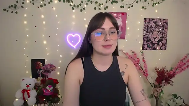 Amanda Bright  online show from 14, 5, 2026