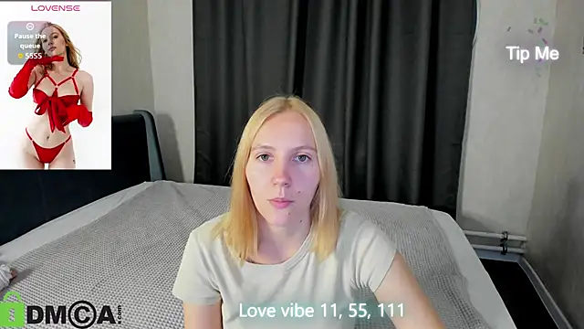 Snapshot of Anna_Chelsea chatting on 18, 9, 2025 Anna Chelsea online show from 18, 9, 2025