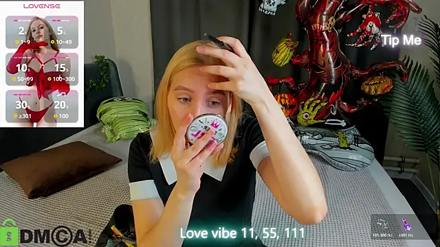 Snapshot of Anna_Chelsea chatting on 29, 10, 2025 Anna Chelsea online show from 29, 10, 2025