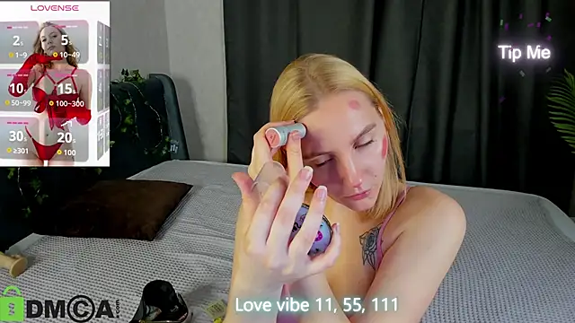 Snapshot of Anna_Chelsea chatting on 10, 11, 2025 Anna Chelsea online show from 10, 11, 2025