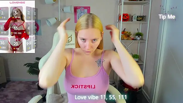 Snapshot of Anna_Chelsea chatting on 28, 11, 2025 Anna Chelsea online show from 28, 11, 2025