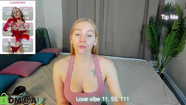 Snapshot of Anna_Chelsea chatting on 4, 12, 2025 Anna Chelsea online show from 4, 12, 2025