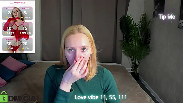 Snapshot of Anna_Chelsea chatting on 18, 12, 2025 Anna Chelsea online show from 18, 12, 2025