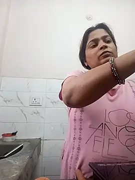 Trisha 71 online show from 20, 3, 2026