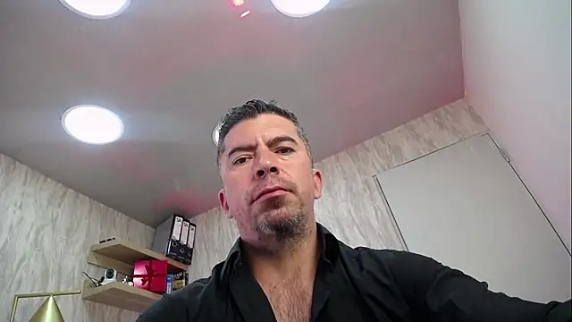 JuanKFit 45 online show from 12, 3, 2026