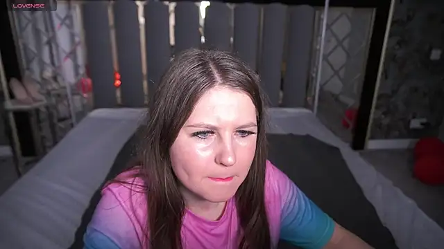 CraveeDoll online show from 2, 3, 2026