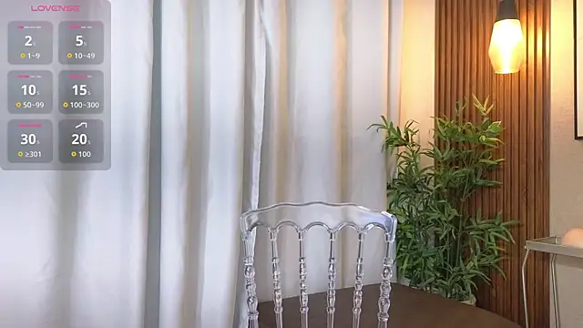 Lia Mar  online show from 8, 10, 2025