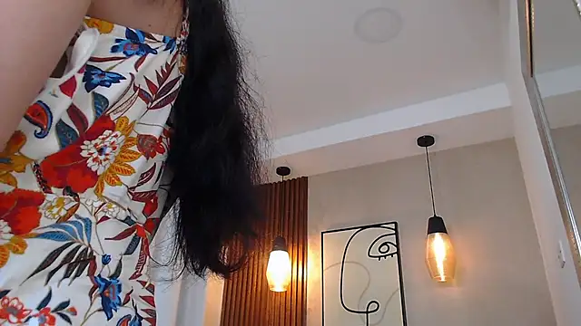 Lia Mar  online show from 2, 5, 2026