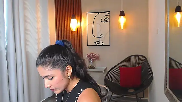 Lia Mar  online show from 20, 5, 2026