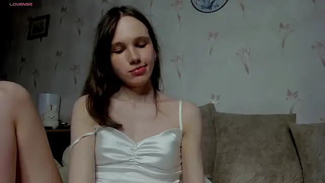 Snapshot of Annatomnaya chatting on 2, 11, 2025 Annatomnaya online show from 2, 11, 2025