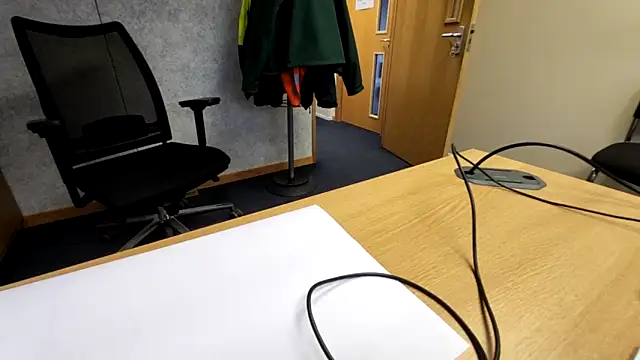 Snapshot of Oorse1966 chatting on 6, 11, 2025 Oorse1966 online show from 6, 11, 2025