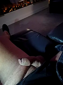 Snapshot of Oorse1966 chatting on 8, 11, 2025 Oorse1966 online show from 8, 11, 2025