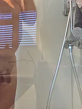 Snapshot of Oorse1966 chatting on 20, 11, 2025 Oorse1966 online show from 20, 11, 2025