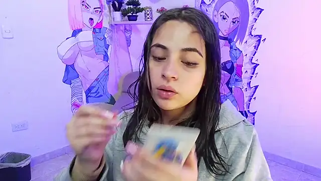 sofi lara28 online show from 4, 5, 2026