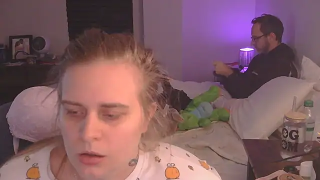 Sexyblonde12344 online show from 22, 11, 2025