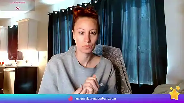 Snapshot of AnneNay chatting on 24, 6, 2026 AnneNay online show from 24, 6, 2026