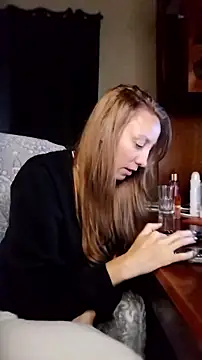 Snapshot of AnneNay chatting on 16, 7, 2026 AnneNay online show from 16, 7, 2026
