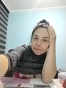 Mamii Dolcee online show from 18, 1, 2026