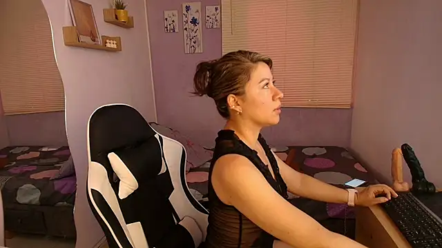 luna desiree online show from 11, 3, 2026