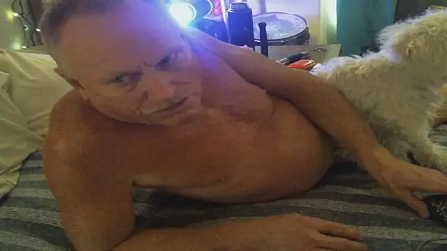 Pussyeat2please online show from 22, 9, 2025