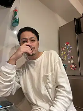 Snapshot of muut1215 chatting on 20, 11, 2025 muut1215 online show from 20, 11, 2025