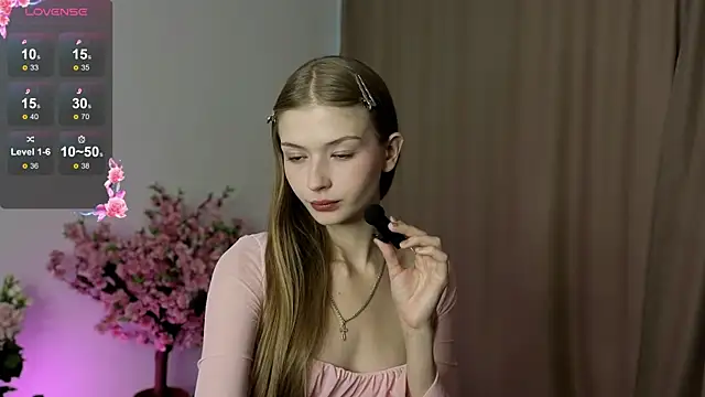 holylisssa online show from 1, 11, 2025