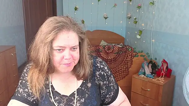 Snapshot of Audrey_Aura chatting on 9, 9, 2025 Audrey Aura online show from 9, 9, 2025