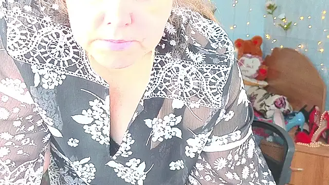 Snapshot of Audrey_Aura chatting on 17, 9, 2025 Audrey Aura online show from 17, 9, 2025
