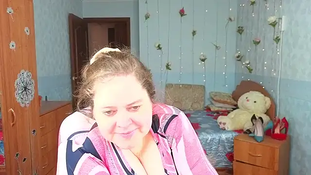 Snapshot of Audrey_Aura chatting on 13, 10, 2025 Audrey Aura online show from 13, 10, 2025