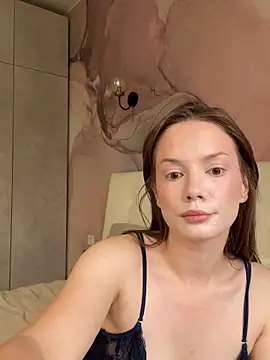 Snapshot of Rosie_Holmes_ chatting on 27, 9, 2025 Rosie Holmes online show from 27, 9, 2025