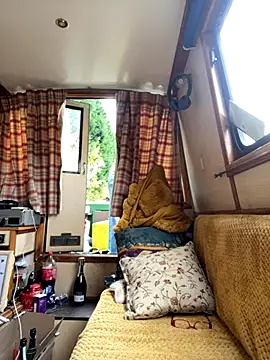 Snapshot of ladyboatlady chatting on 30, 10, 2025 ladyboatlady online show from 30, 10, 2025