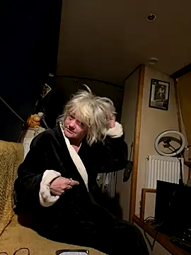 Snapshot of ladyboatlady chatting on 1, 11, 2025 ladyboatlady online show from 1, 11, 2025