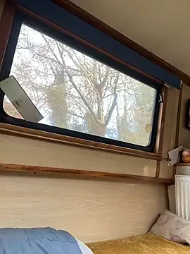 Snapshot of ladyboatlady chatting on 30, 11, 2025 ladyboatlady online show from 30, 11, 2025