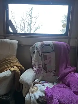 Snapshot of ladyboatlady chatting on 11, 3, 2026 ladyboatlady online show from 11, 3, 2026