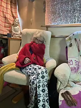 Snapshot of ladyboatlady chatting on 12, 3, 2026 ladyboatlady online show from 12, 3, 2026